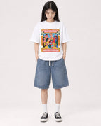 Mockup Boxy Heavyweight Tee White female full-body 01