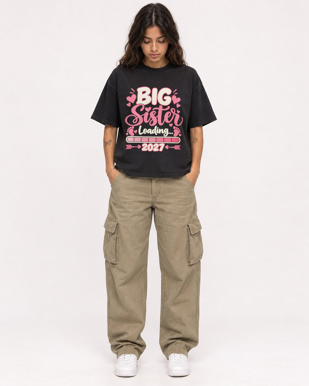 Mockup Boxy Heavyweight Tee Black female full-body 06