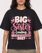 Mockup Boxy Heavyweight Tee Black female close-up 06