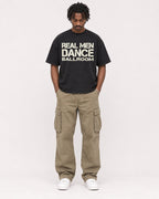 Mockup Boxy Heavyweight Tee Black male full-body 04