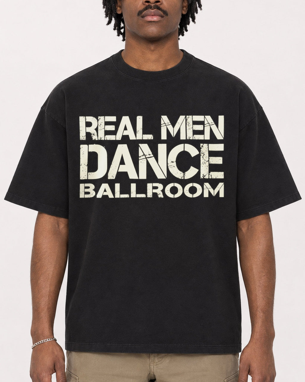 Mockup Boxy Heavyweight Tee Black male close-up 04