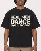 Mockup Boxy Heavyweight Tee Black male close-up 04