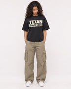 Mockup Boxy Heavyweight Tee Black female full-body 10