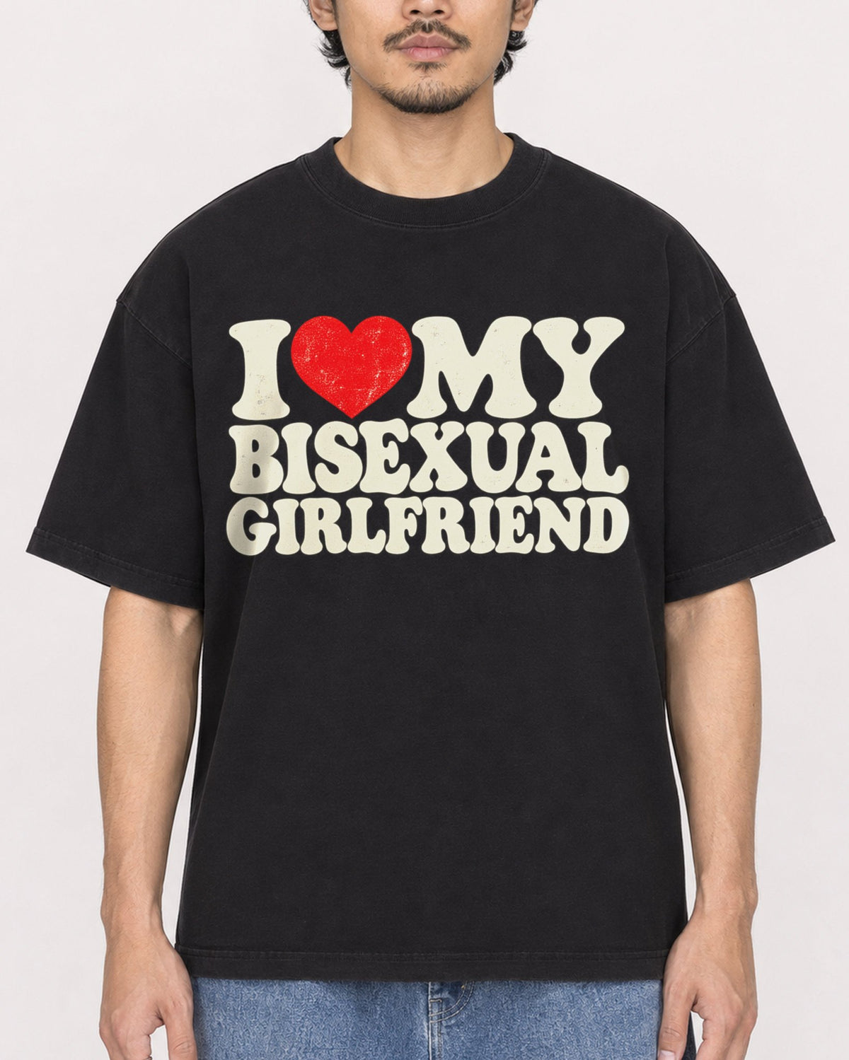 Mockup Boxy Heavyweight Tee Black male close-up 02