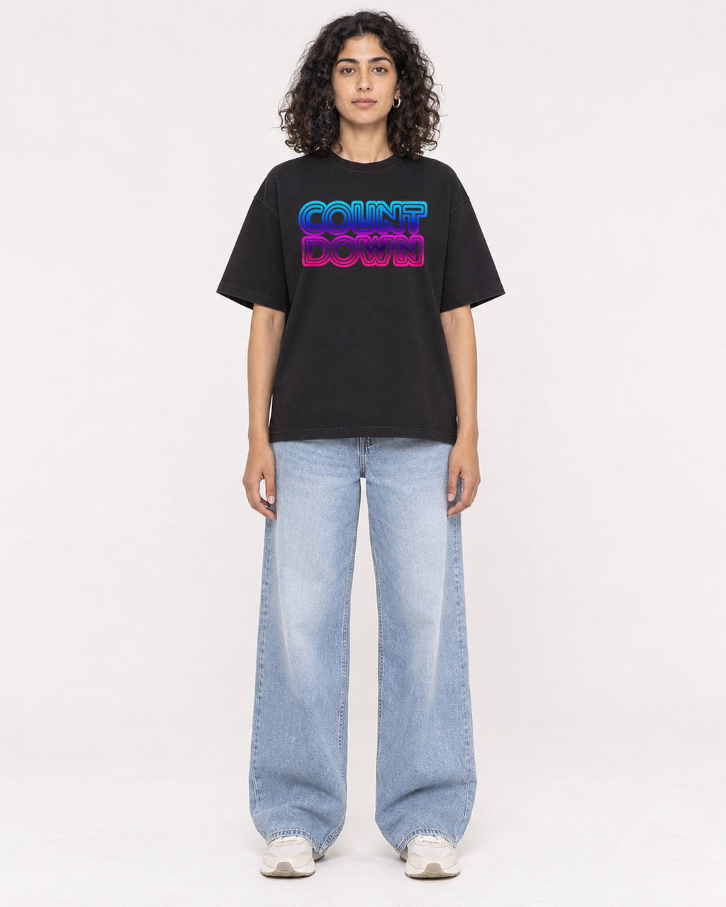 Mockup Boxy Heavyweight Tee Black female full-body 27