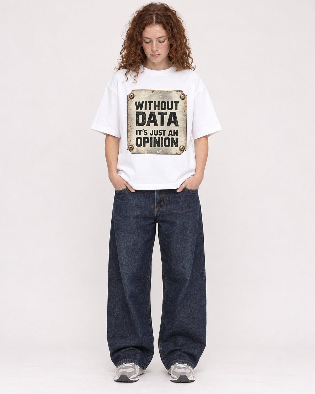 Mockup Boxy Heavyweight Tee White female full-body 09