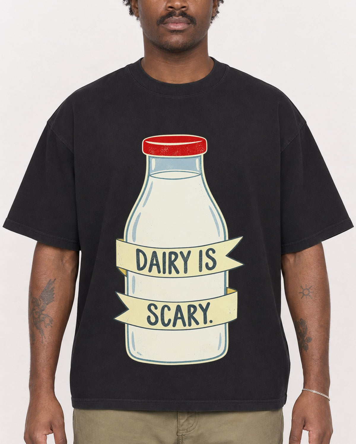 Mockup Boxy Heavyweight Tee Black male close-up 24