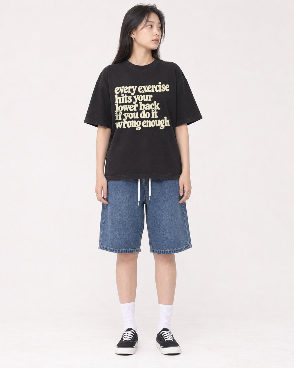 Mockup Boxy Heavyweight Tee Black female full-body 01