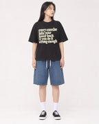 Mockup Boxy Heavyweight Tee Black female full-body 01