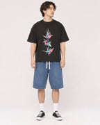 Mockup Boxy Heavyweight Tee Black male full-body 03
