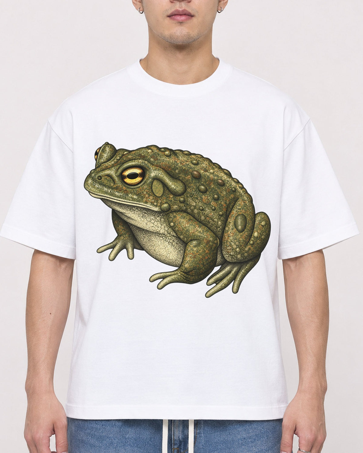 Mockup Boxy Heavyweight Tee White male close-up 13