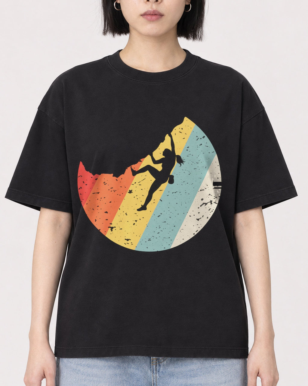 Mockup Boxy Heavyweight Tee Black female close-up 11