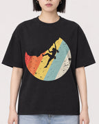 Mockup Boxy Heavyweight Tee Black female close-up 11