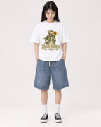 Mockup Boxy Heavyweight Tee White female full-body 01