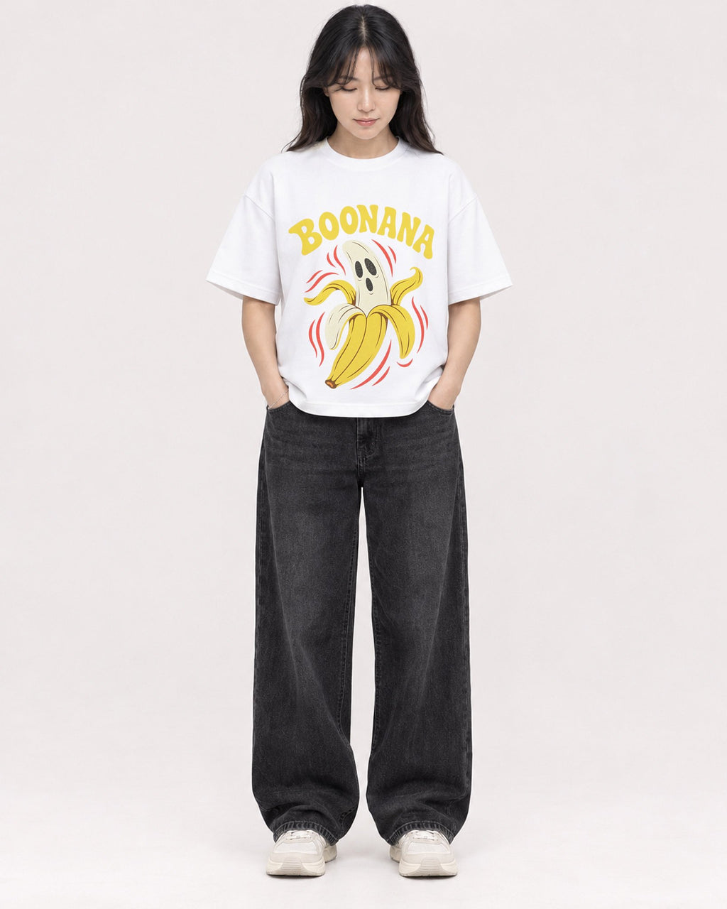Mockup Boxy Heavyweight Tee White female full-body 13