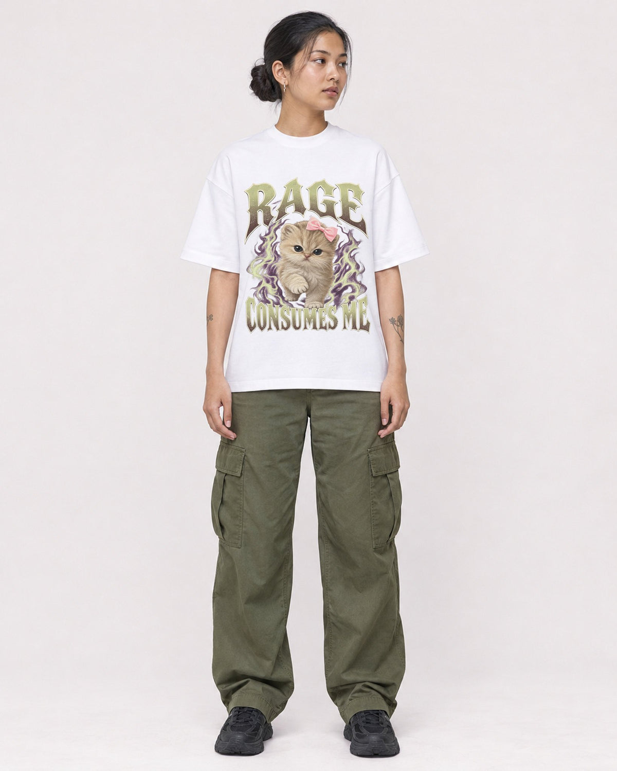 Mockup Boxy Heavyweight Tee White female full-body 12