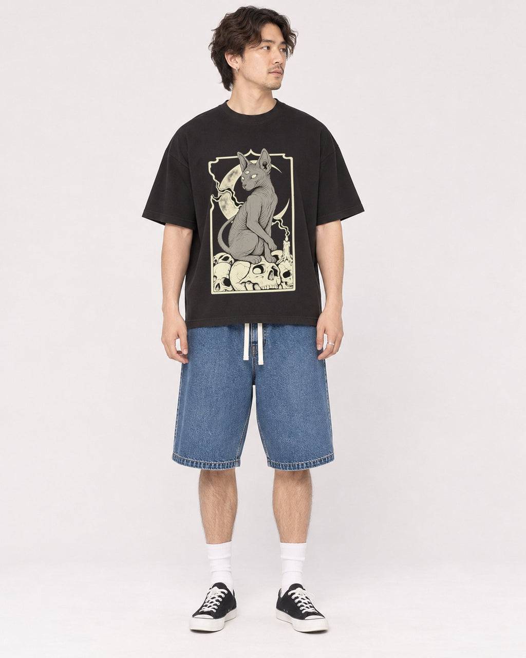 Mockup Boxy Heavyweight Tee Black male full-body 03