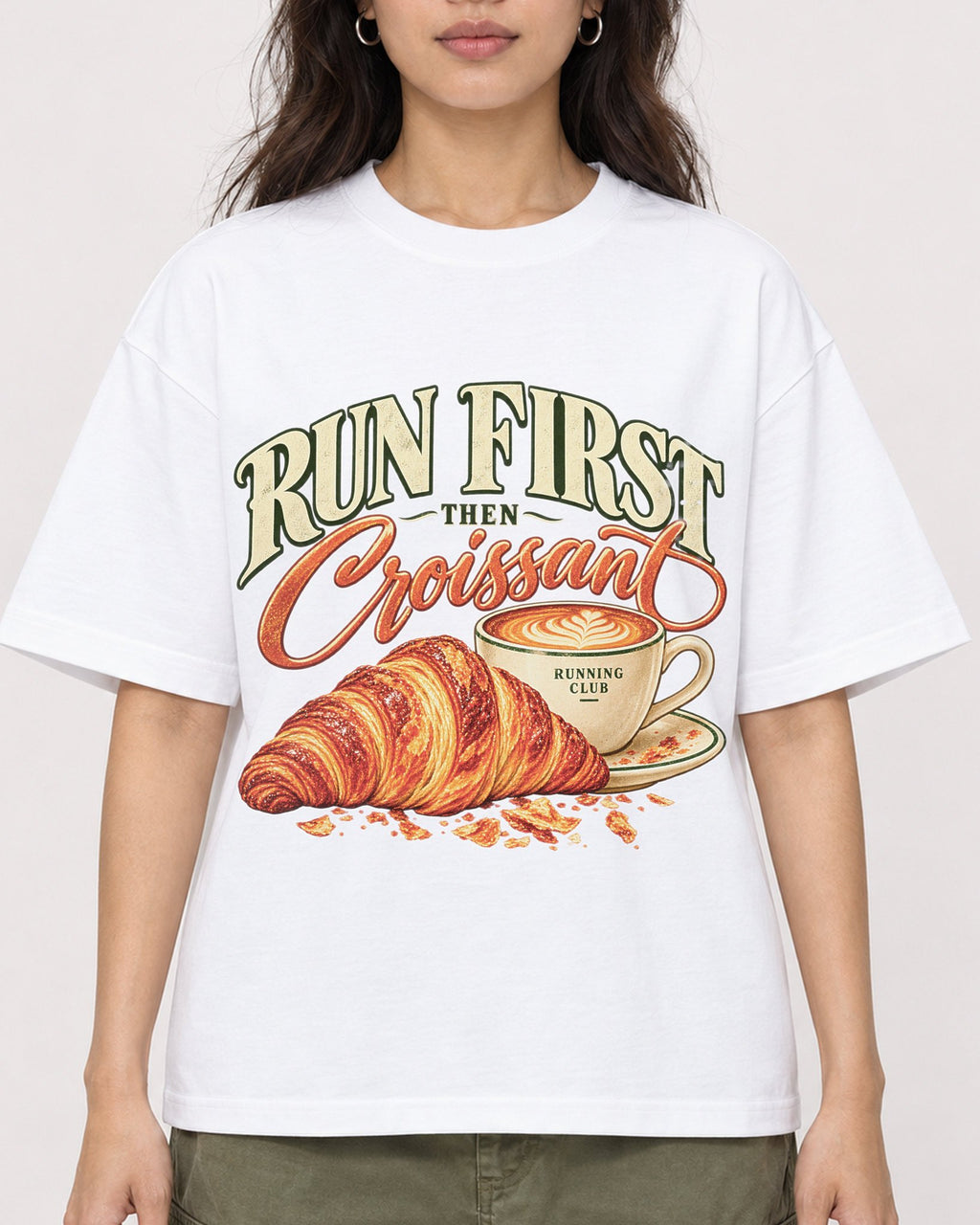 Mockup Boxy Heavyweight Tee White female close-up 02