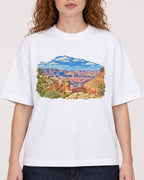 Mockup Boxy Heavyweight Tee White female close-up 09