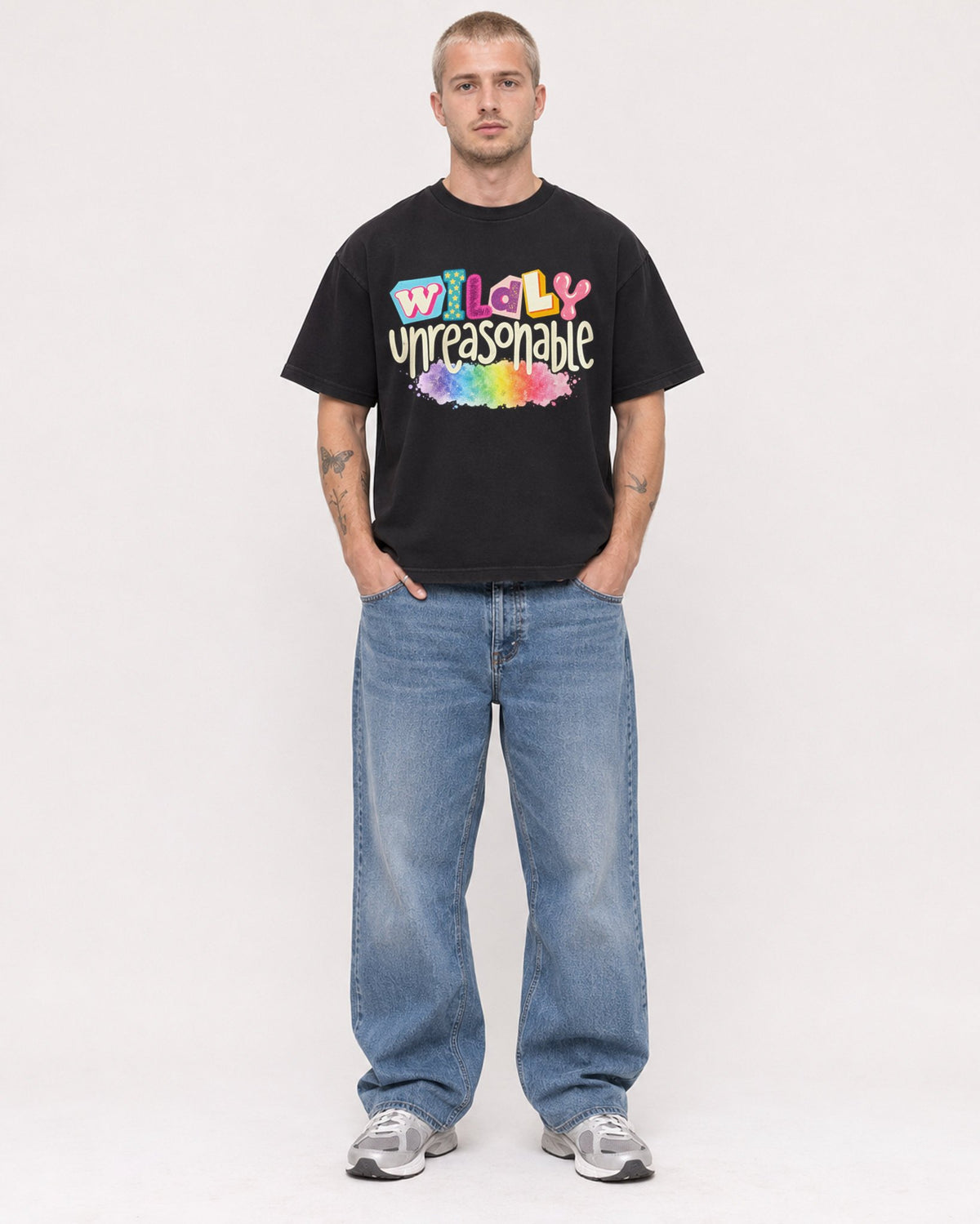 Mockup Boxy Heavyweight Tee Black male full-body 18