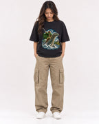 Mockup Boxy Heavyweight Tee Black female full-body 02