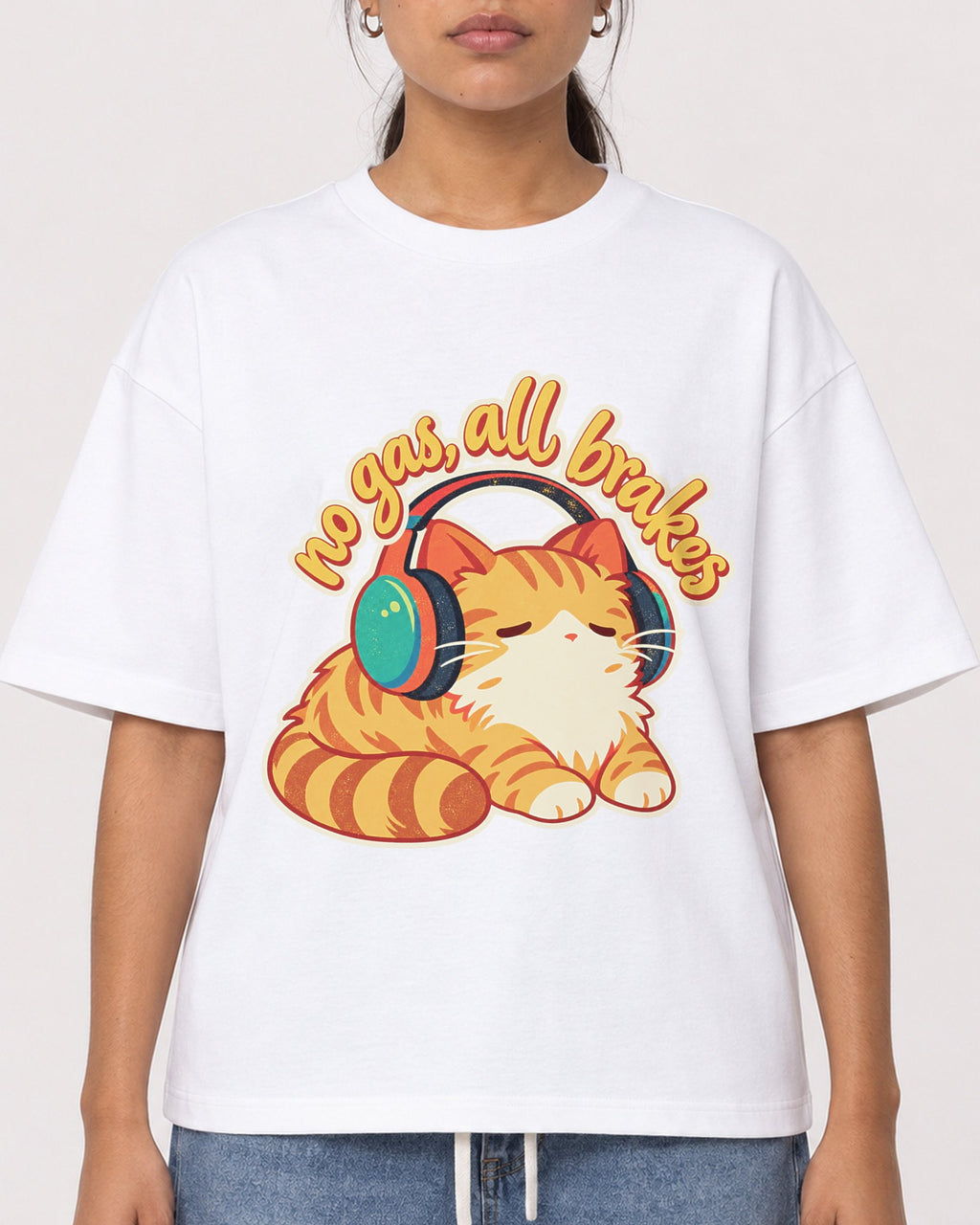 Mockup Boxy Heavyweight Tee White female close-up 16