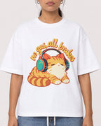 Mockup Boxy Heavyweight Tee White female close-up 16