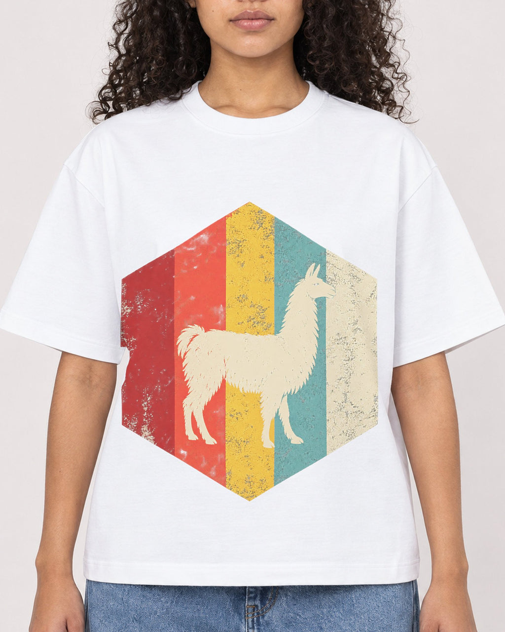 Mockup Boxy Heavyweight Tee White female close-up 10