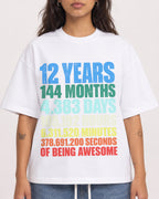 Mockup Boxy Heavyweight Tee White female close-up 06