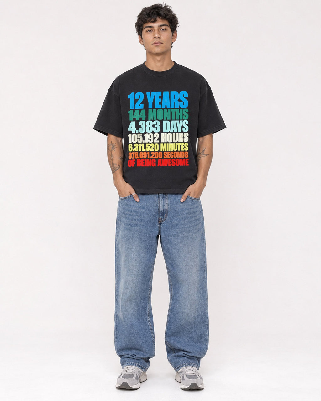 Mockup Boxy Heavyweight Tee Black male full-body 06