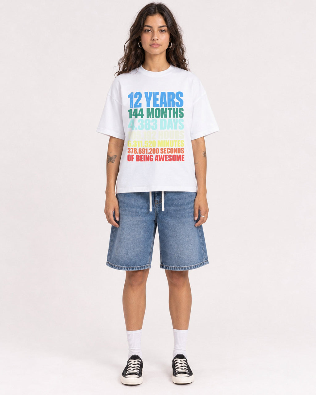Mockup Boxy Heavyweight Tee White female full-body 06
