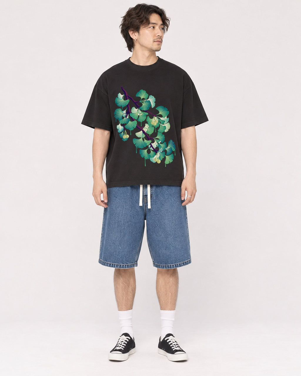 Mockup Boxy Heavyweight Tee Black male full-body 03
