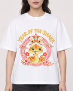 Mockup Boxy Heavyweight Tee White female close-up 03