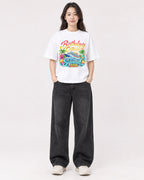 Mockup Boxy Heavyweight Tee White female full-body 03