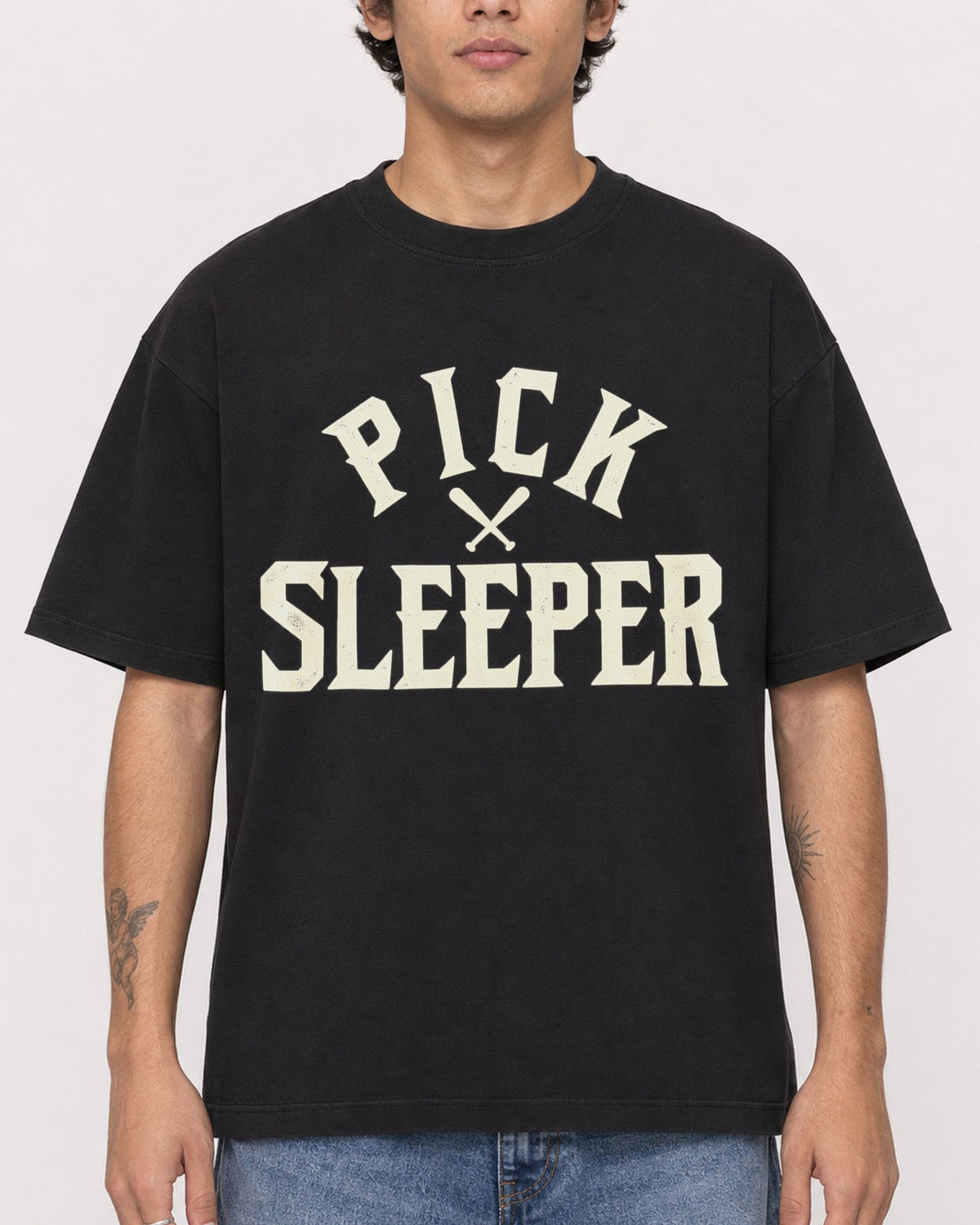 Mockup Boxy Heavyweight Tee Black male close-up 06