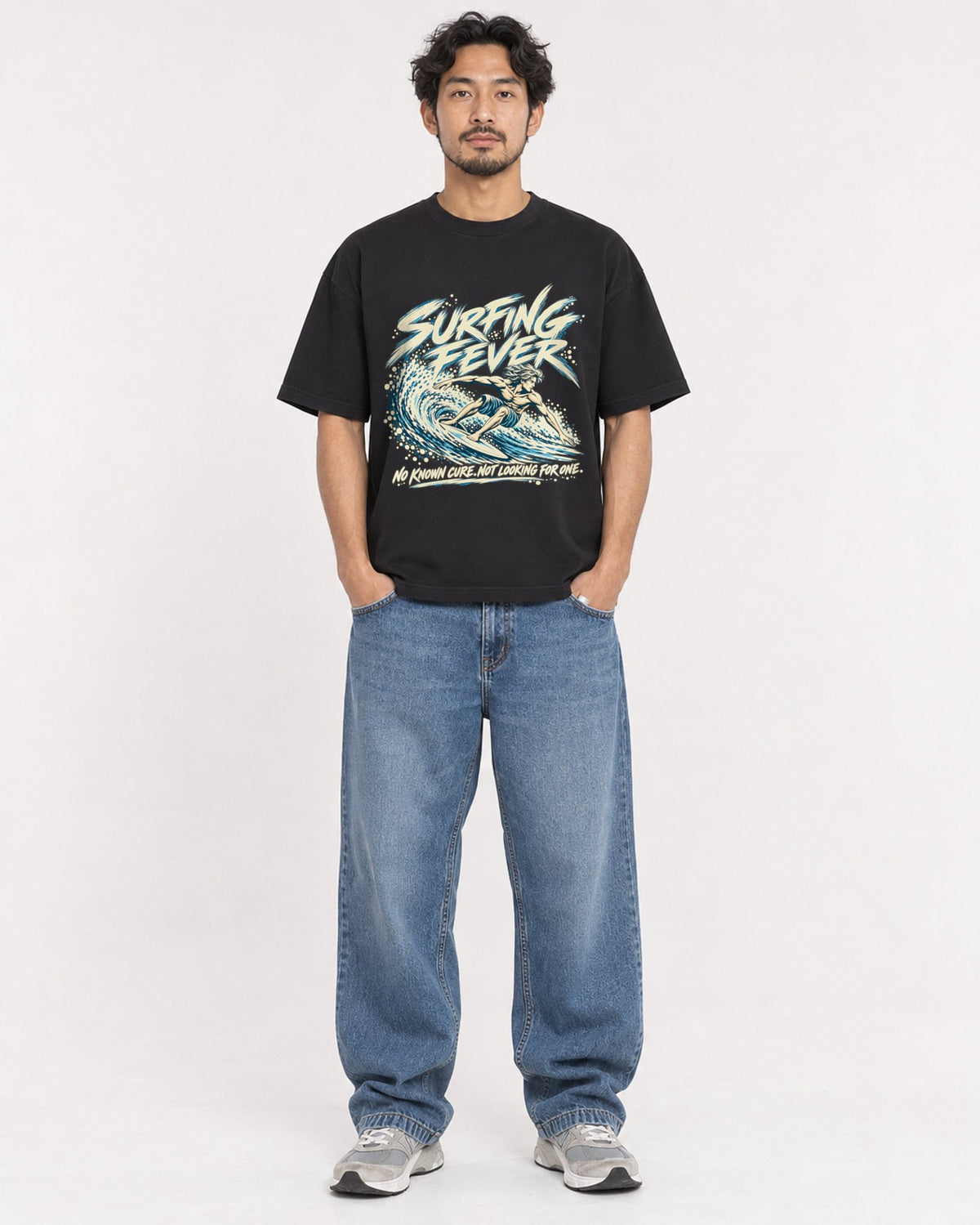Mockup Boxy Heavyweight Tee Black male full-body 02