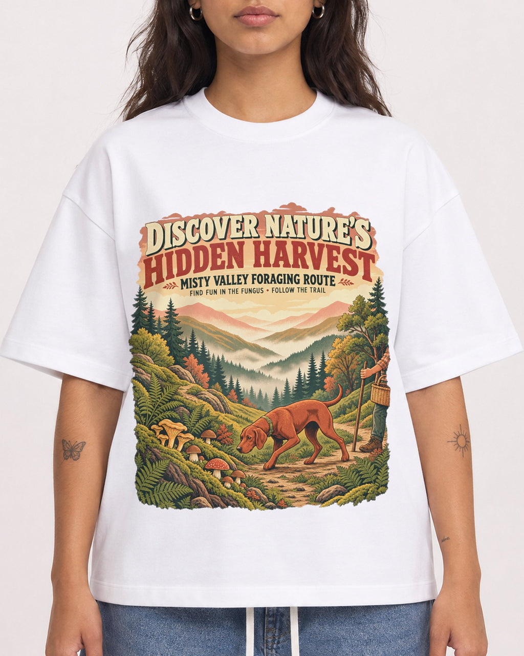 Mockup Boxy Heavyweight Tee White female close-up 06