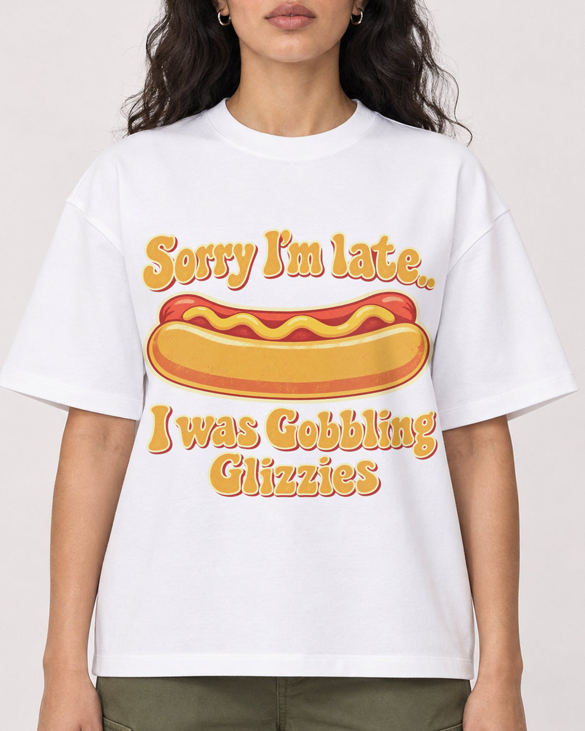 Mockup Boxy Heavyweight Tee White female close-up 07