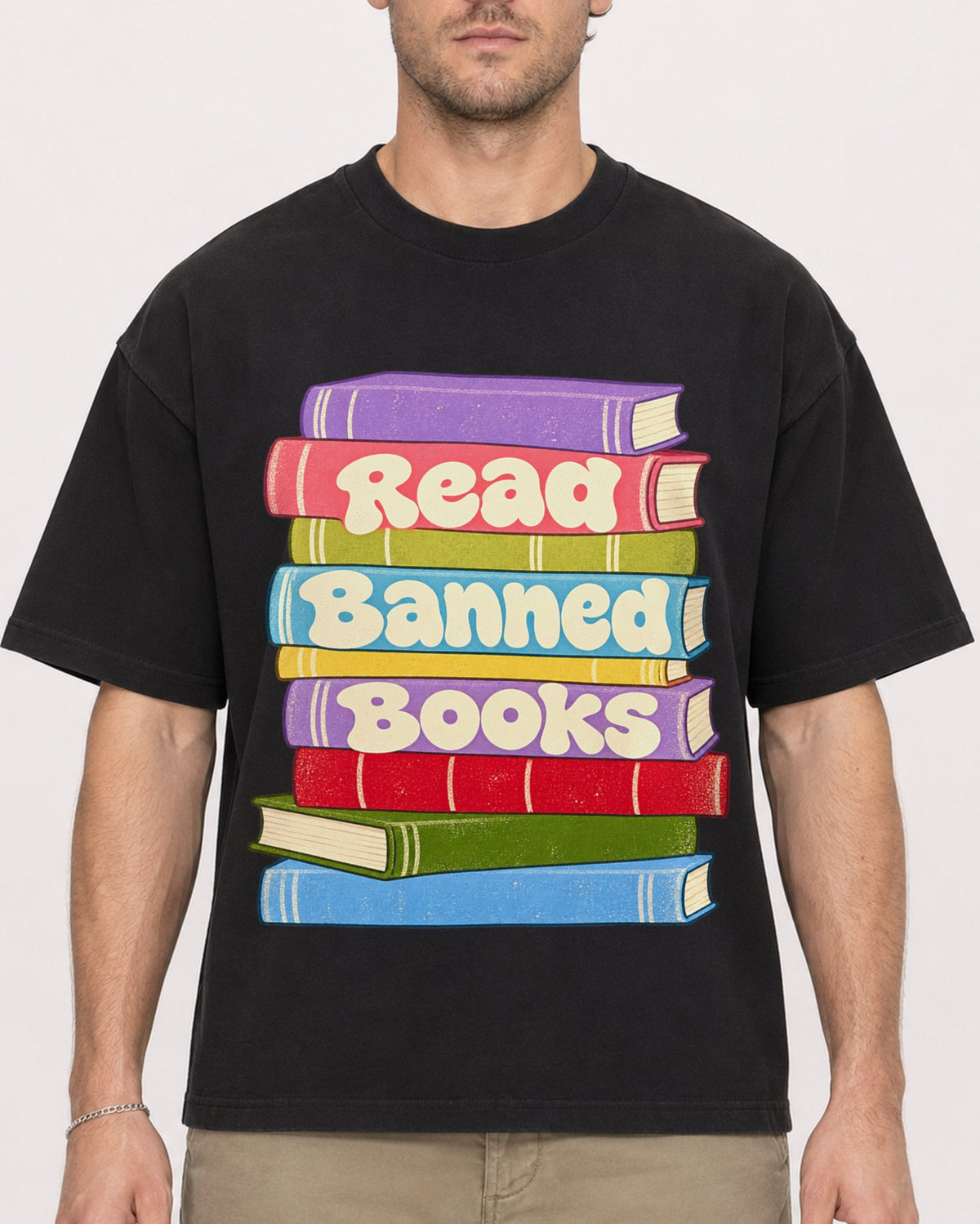 Mockup Boxy Heavyweight Tee Black male close-up 08