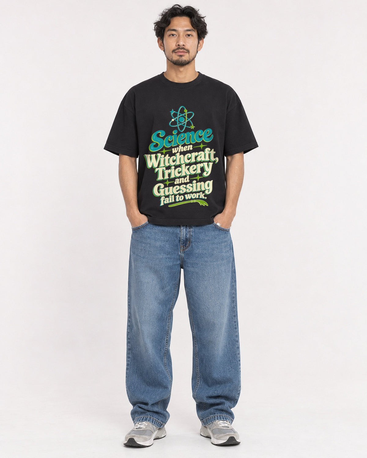 Mockup Boxy Heavyweight Tee Black male full-body 02