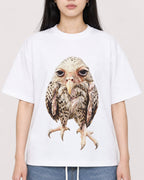 Mockup Boxy Heavyweight Tee White female close-up 01