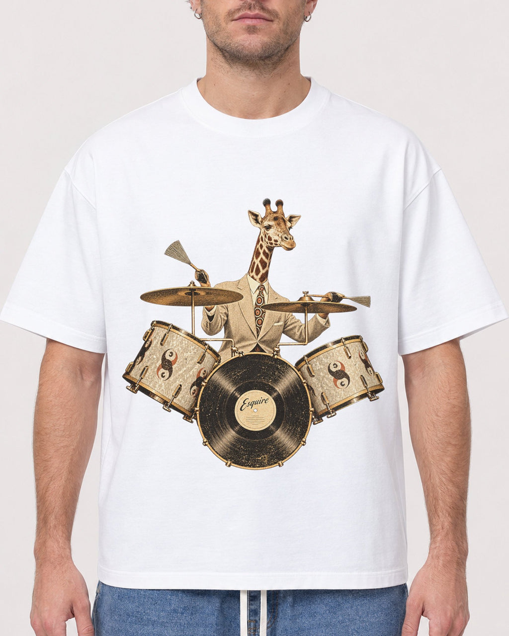 Mockup Boxy Heavyweight Tee White male close-up 08