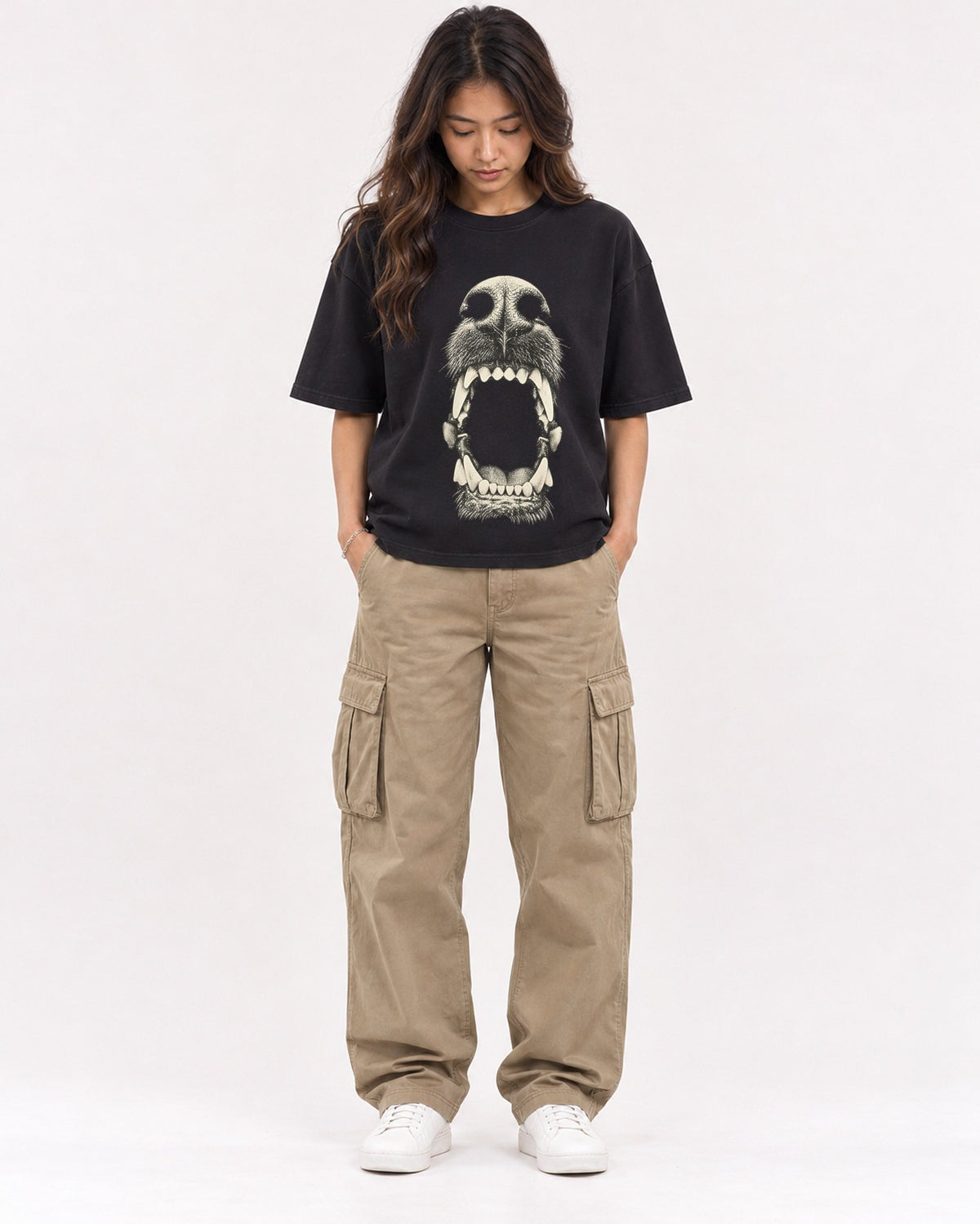 Mockup Boxy Heavyweight Tee Black female full-body 02