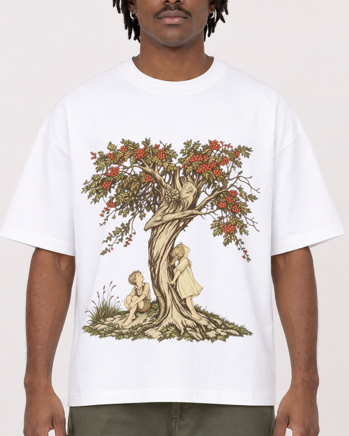 Mockup Boxy Heavyweight Tee White male close-up 04