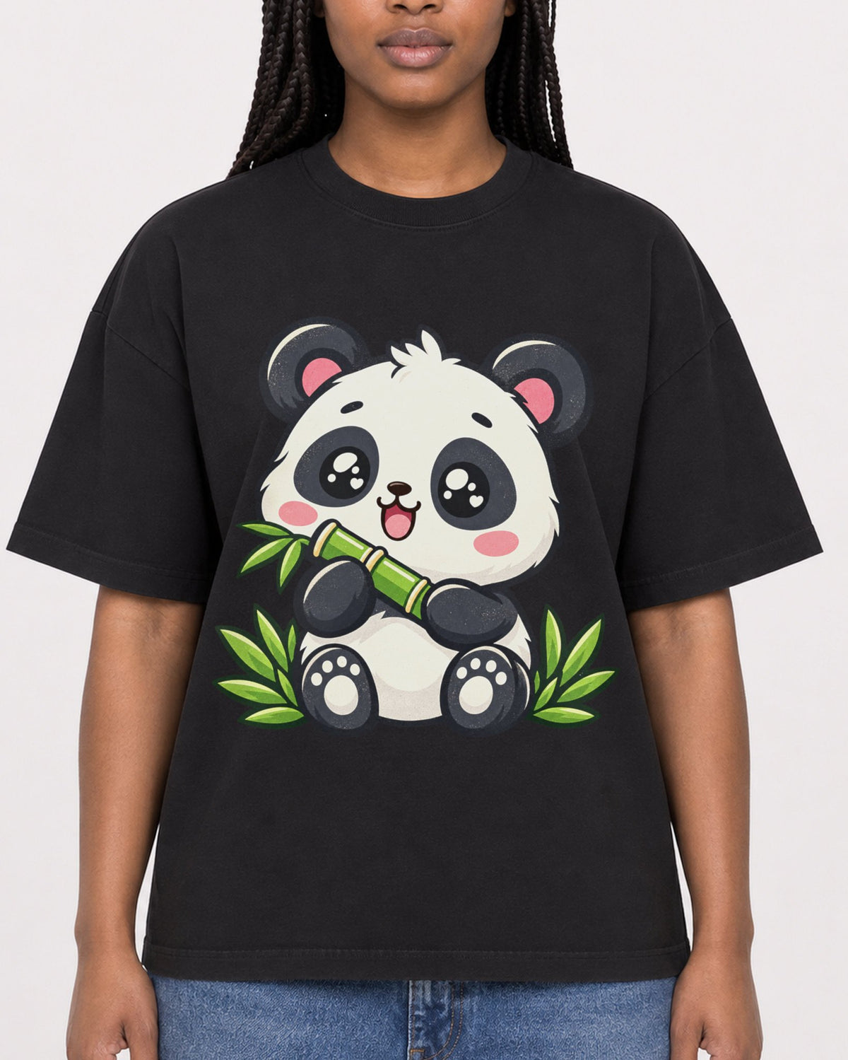 Mockup Boxy Heavyweight Tee Black female close-up 04