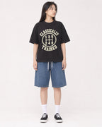 Mockup Boxy Heavyweight Tee Black female full-body 01