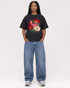 Mockup Boxy Heavyweight Tee Black female full-body 04