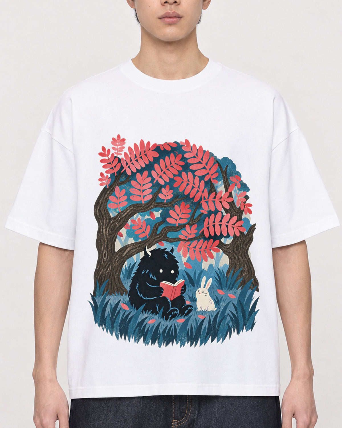 Mockup Boxy Heavyweight Tee White male close-up 01