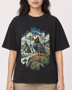 Mockup Boxy Heavyweight Tee Black female close-up 02