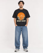 Mockup Boxy Heavyweight Tee Black male full-body 02
